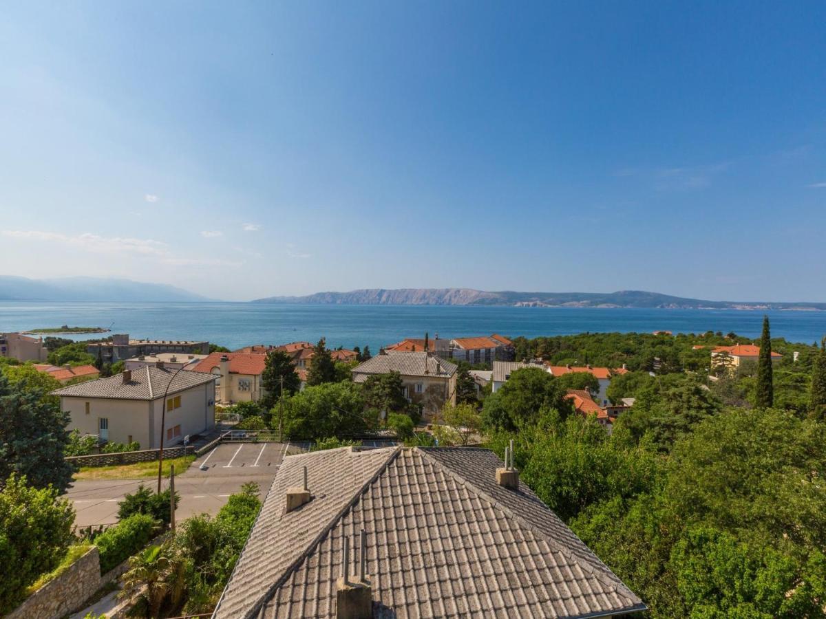 Apartments Lavarin Novi Vinodolski Exterior photo